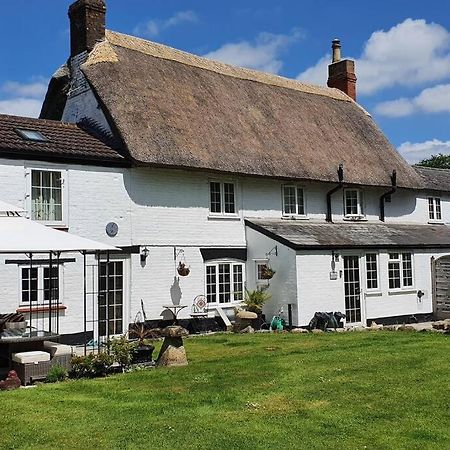 The Old Bakery Annex - Broad Hinton, Wiltshire. Apartment Exterior photo
